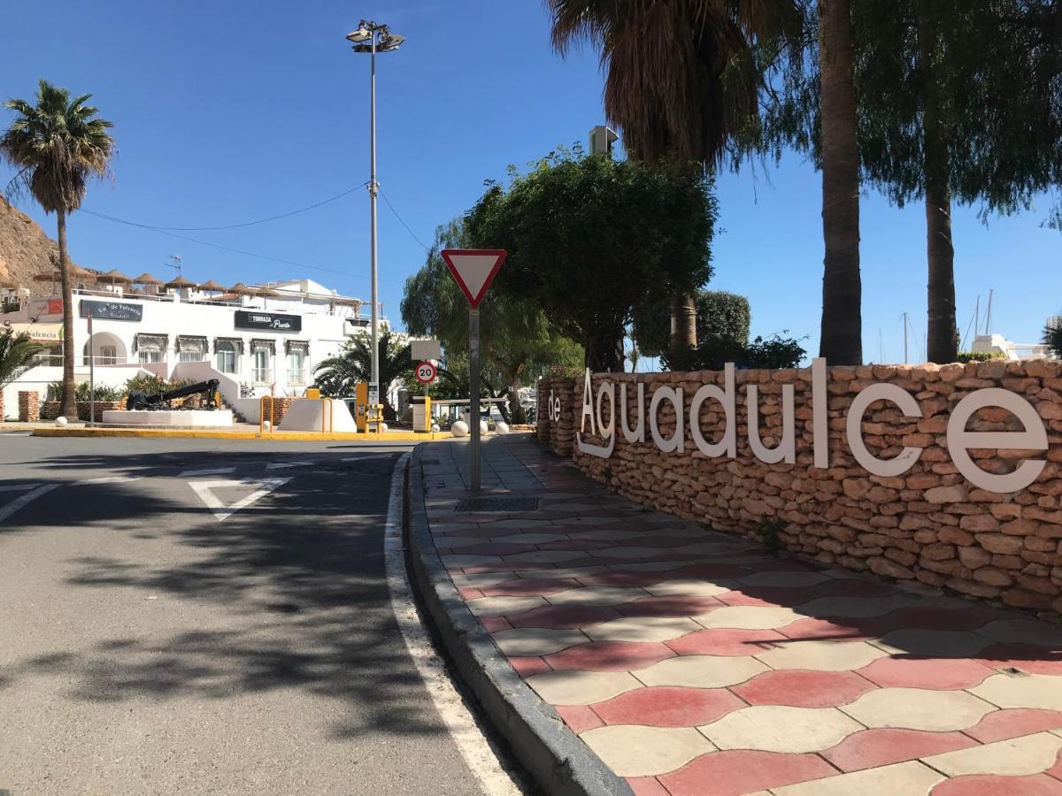 Acogedor Apartamento Recien Reformado En El Puerto Deportivo De Aguadulce Aguadulce  Bagian luar foto